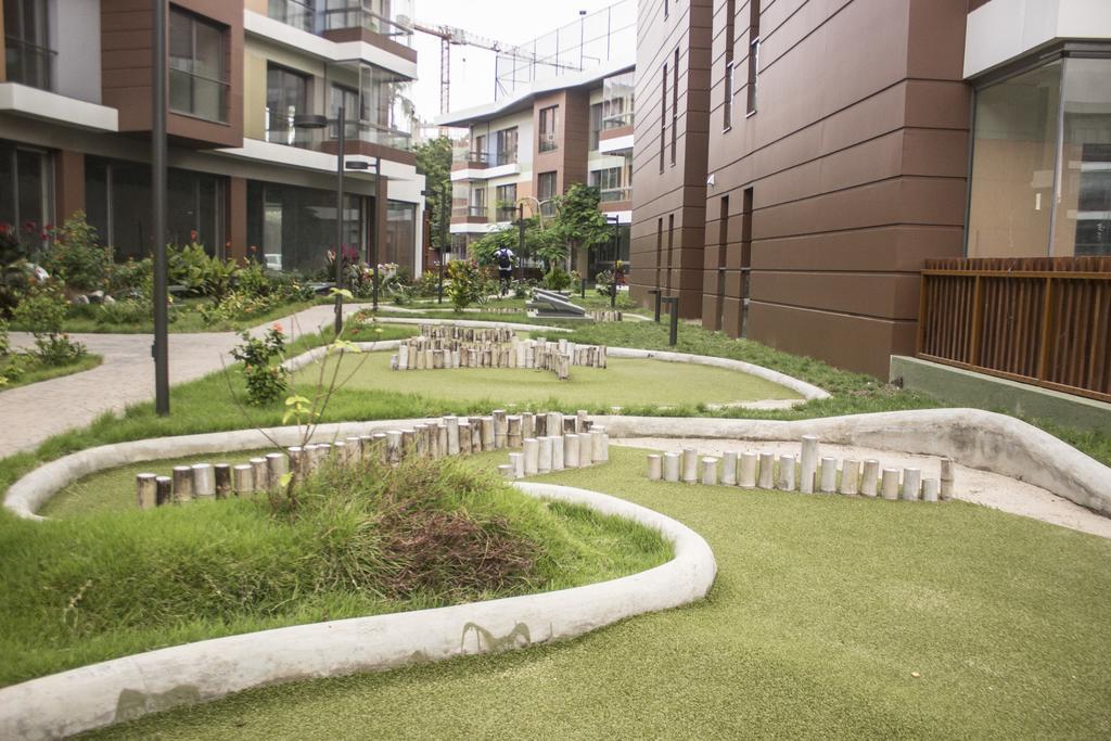 Accra Luxury Apartments Cantonments ภายนอก รูปภาพ