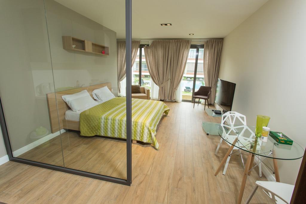 Accra Luxury Apartments Cantonments ภายนอก รูปภาพ